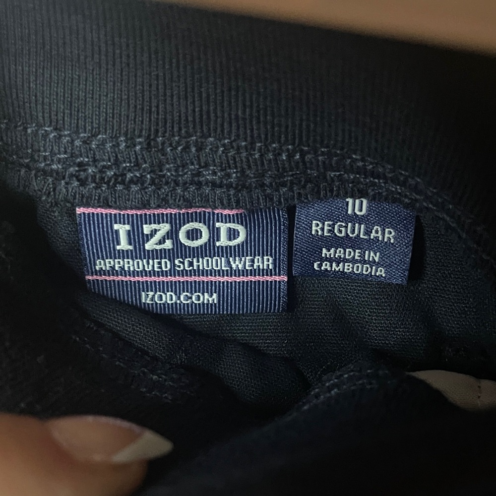 IZOD- Kids/ Girl- Navy Blue Chino Shorts- size 10- NWT - Picture 4 of 7